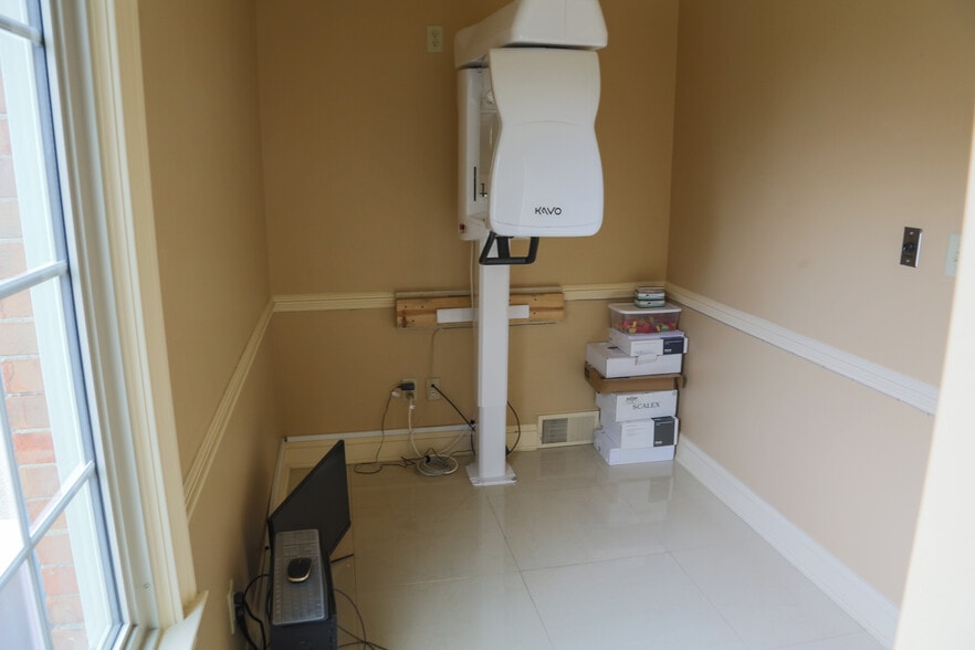 More Photos Of 1036 Oakhaven Rd, Memphis Medical For Sale