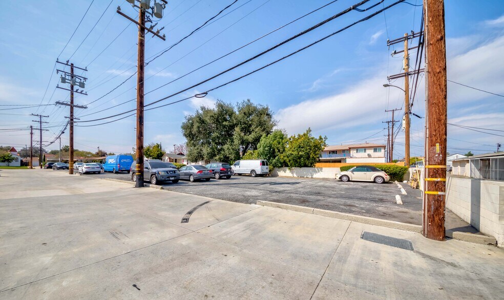 More Photos Of 1635-1645 W Valley Blvd, Alhambra General Retail For Sale
