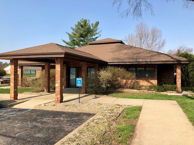 More Photos Of 2665 Fox Pointe Dr, Columbus Medical For Lease