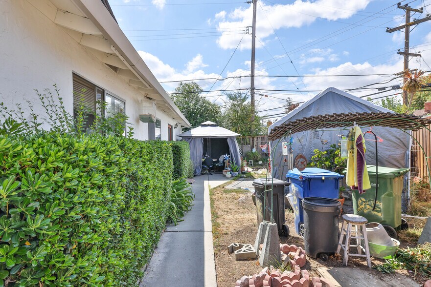 More Photos Of 992 Gale Dr, Campbell Apartments For Sale