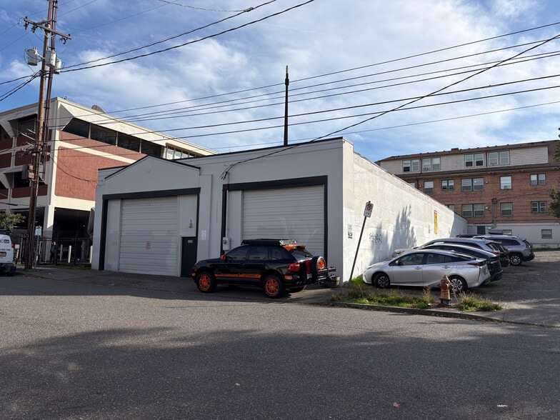 Primary Photo Of 1226 SW 16th Ave, Portland Warehouse For Lease