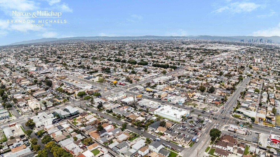 More Photos Of 1118 Firestone Blvd, Los Angeles Storefront For Sale