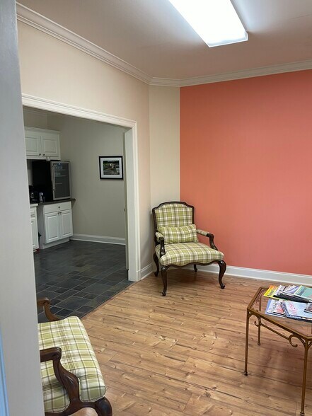 More Photos Of 9456 Jefferson Hwy, Baton Rouge Medical For Lease