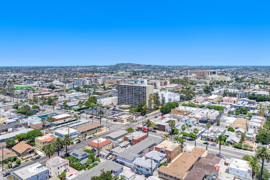 More Photos Of 939 Pacific Ave, Long Beach Apartments For Sale