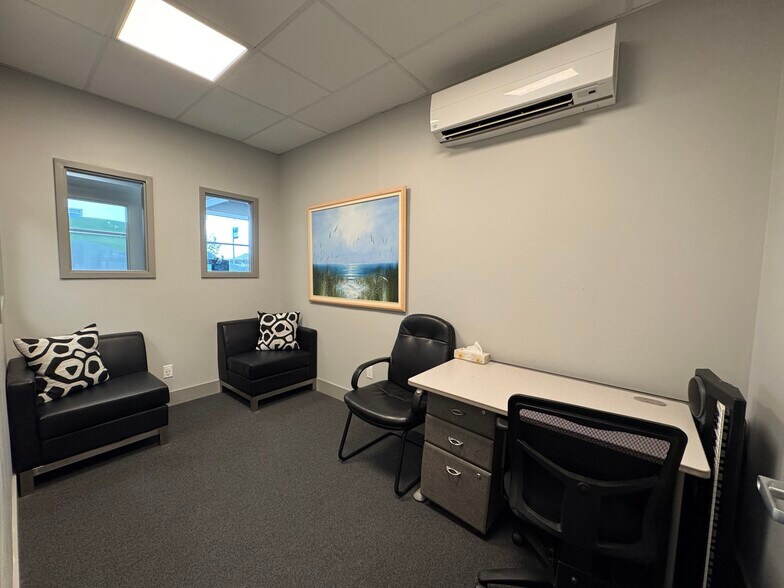 More Photos Of 11767 225th St, Maple Ridge Storefront Retail Office For Sale