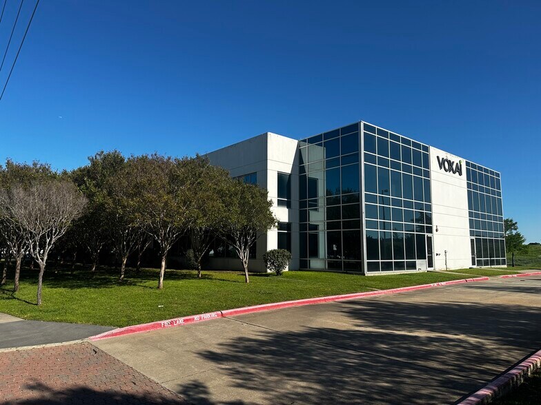 More Photos Of 635 Fritz Dr, Coppell Office For Lease