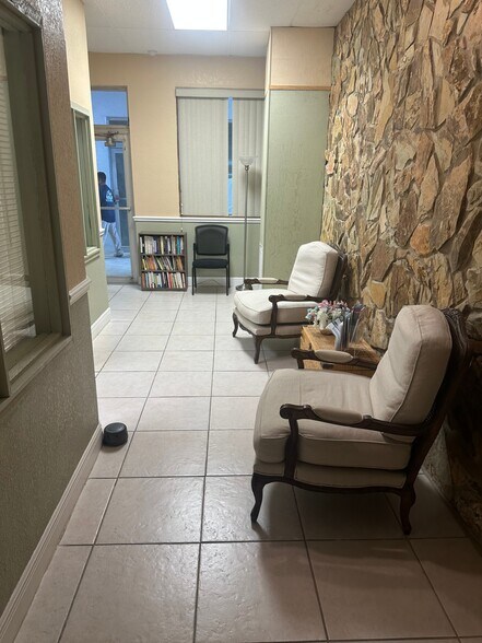More Photos Of 5105-5239 Manatee Ave, Bradenton General Retail For Sale