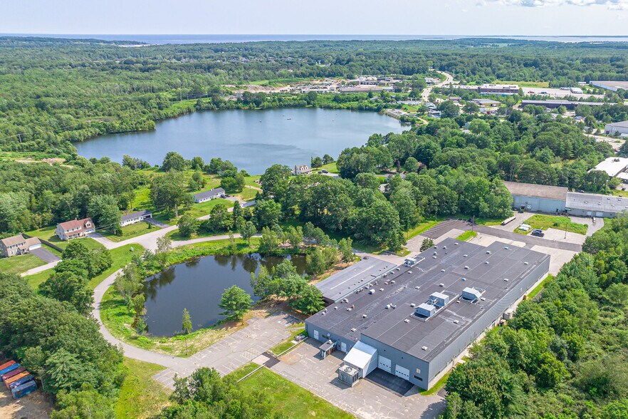 More Photos Of 28 Pond View Dr, Scarborough Manufacturing For Lease