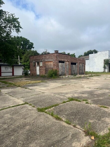 More Photos Of 1517 Wabash ave, Terre Haute Land For Sale