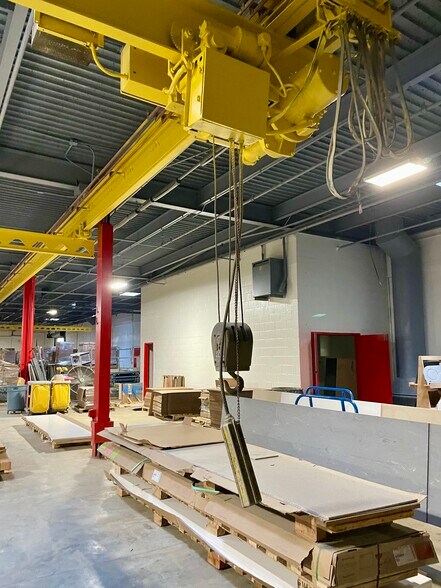 More Photos Of 198 Airport Rd, Fall River Warehouse For Lease