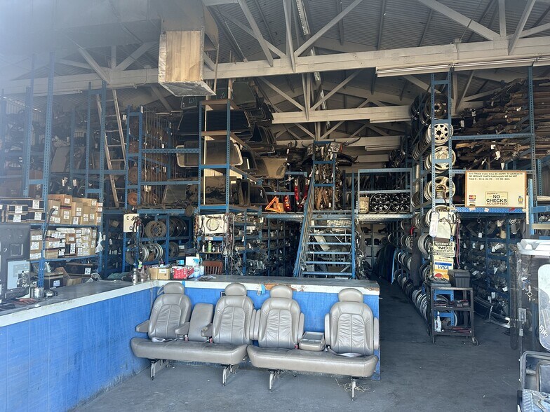 More Photos Of 1708 S Tomahawk Rd, Apache Junction Industrial For Sale