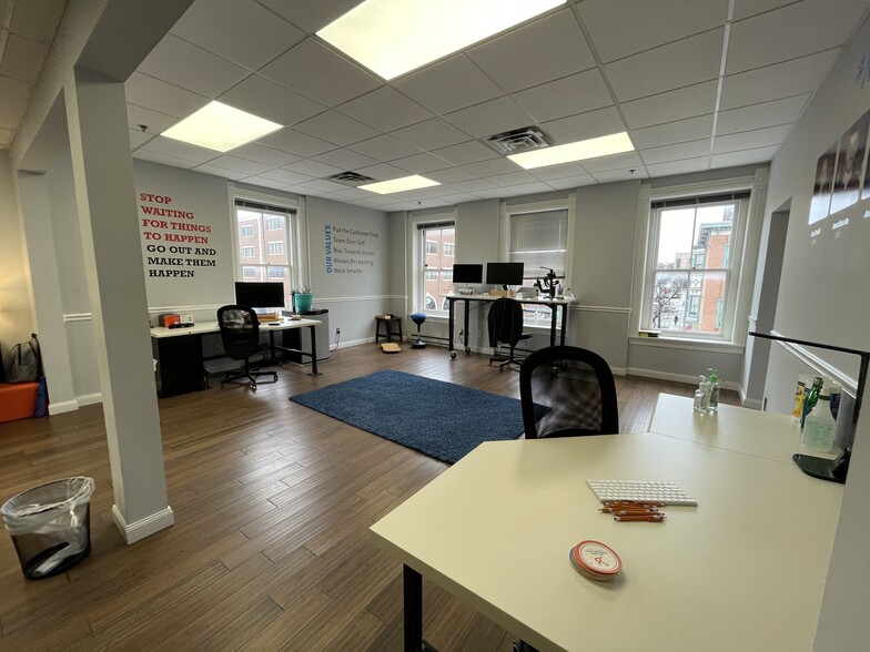 More Photos Of 559 Main St, Bethlehem Storefront For Lease