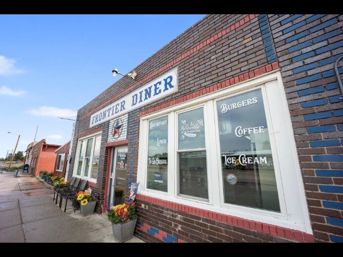 More Photos Of 213 Grand Ave, Cheraw Restaurant For Sale