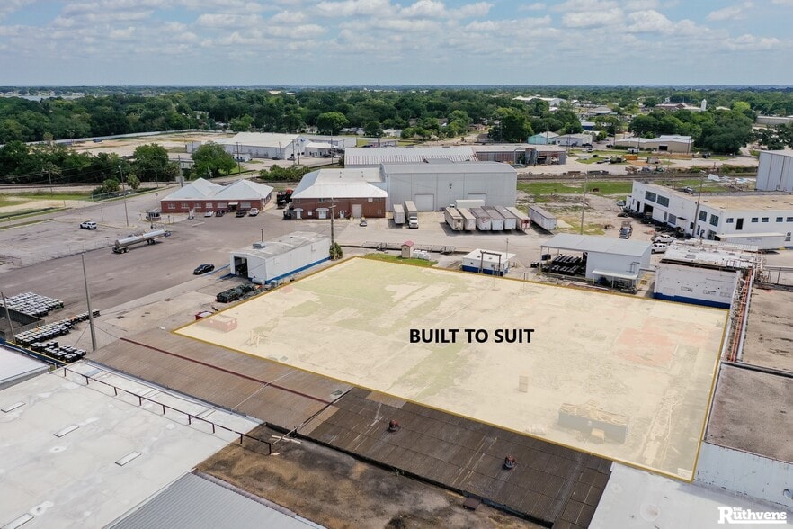 More Photos Of 625 W Bridgers Ave, Auburndale Unknown For Lease