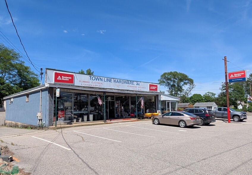 Primary Photo Of 84 Boston Post Rd, Sudbury General Retail For Sale