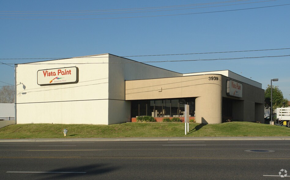 Primary Photo Of 3939 Tyler St, Riverside Storefront Retail Office For Sale