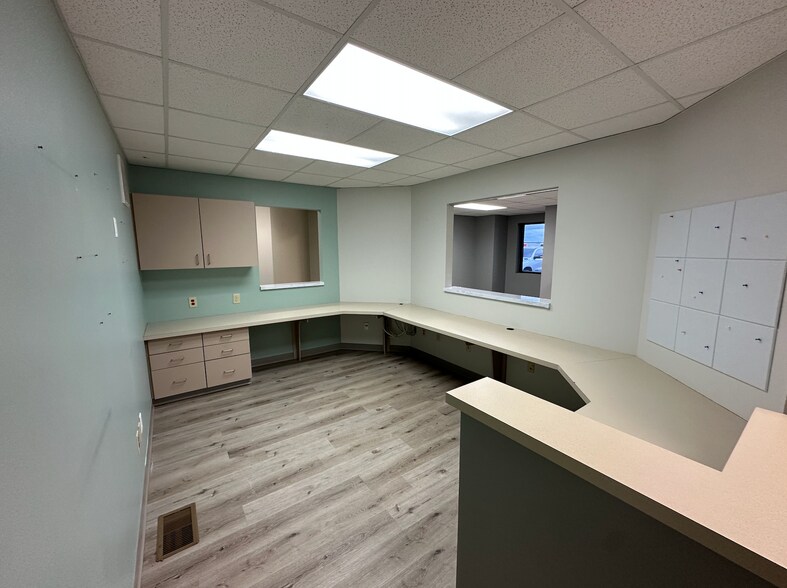 More Photos Of 4866-4874 Wunnenberg Way, West Chester Medical For Sale