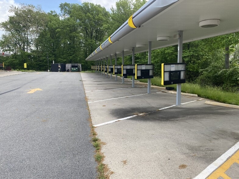 More Photos Of 244 US Highway 46, Totowa Fast Food For Lease