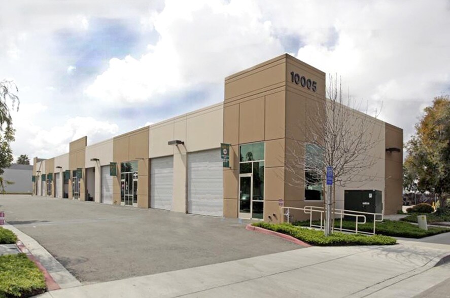 More Photos Of 10005 Marconi Dr, San Diego Distribution For Lease