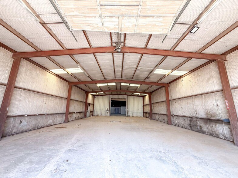 More Photos Of 7007 County 1283 Rd, Odessa Warehouse For Sale