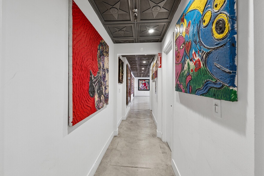 More Photos Of 1001 S Victory Blvd, Burbank Warehouse For Sale