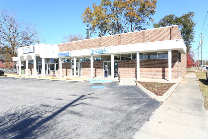 Primary Photo Of 200 W Harrison St, Dillon Office For Lease