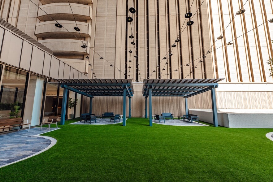 More Photos Of 451 Florida St & 450 Laurel St, Baton Rouge Unknown For Lease