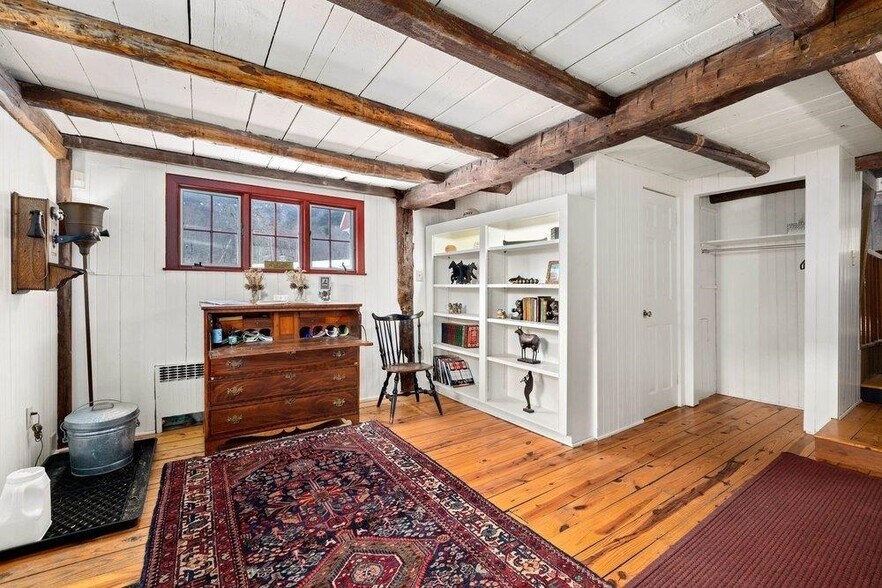 More Photos Of 507 Benson Rd, Manchester Center Specialty For Sale