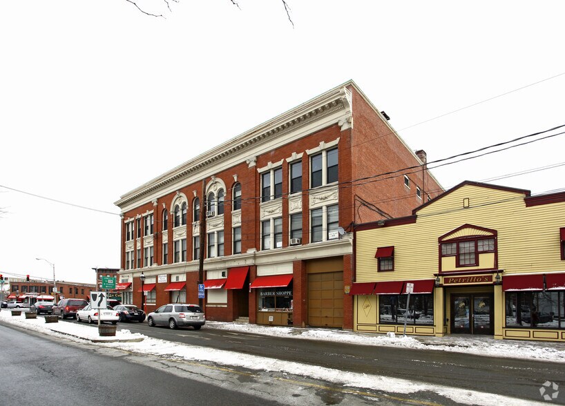 More Photos Of 1 Main St, Peabody Apartments For Lease
