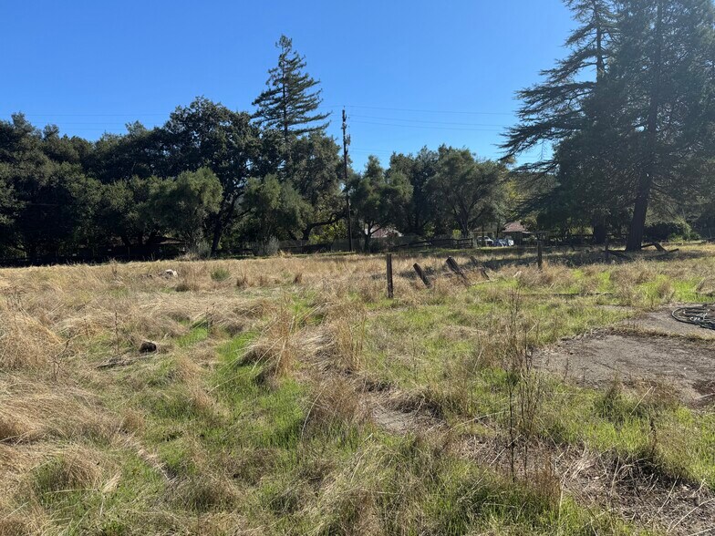More Photos Of 31981-32011 McCray Rd, Cloverdale Land For Sale