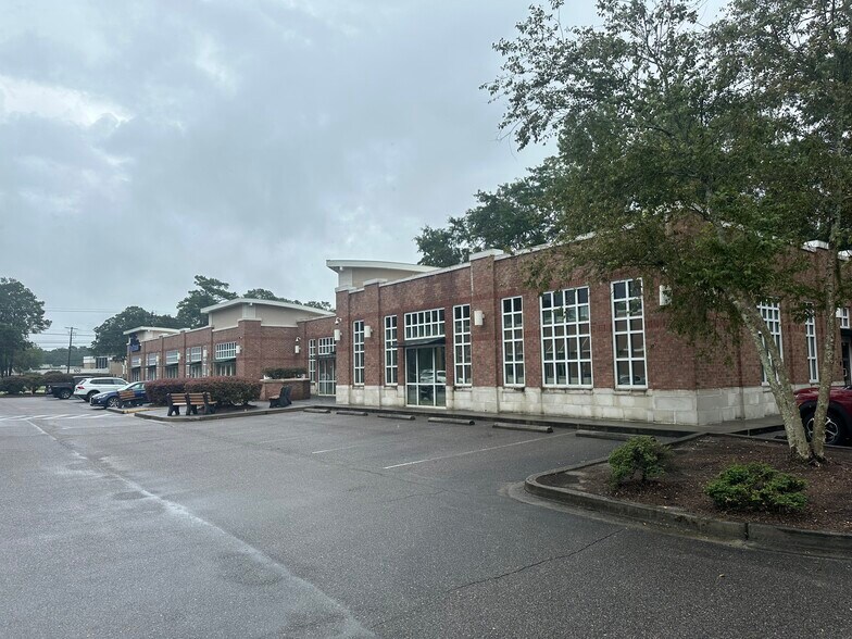 More Photos Of 7011 Rivers Ave, Charleston Office For Sale