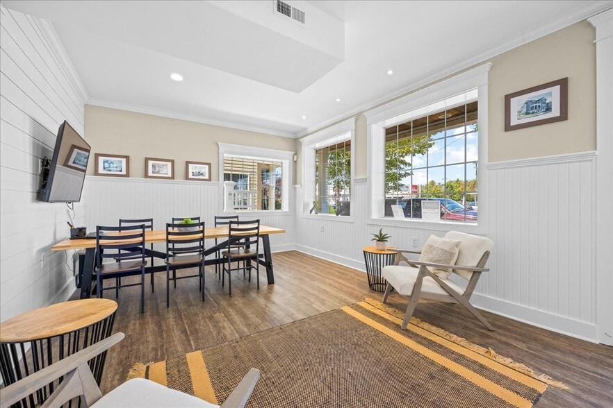 More Photos Of 1245 West Ave, Ocean City Office For Sale