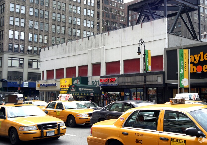More Photos Of 601 Eighth Ave, New York Storefront For Lease