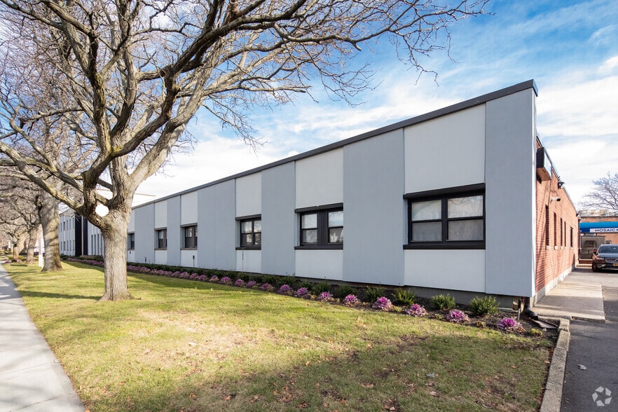 More Photos Of 165 N Village Ave, Rockville Centre Office For Lease