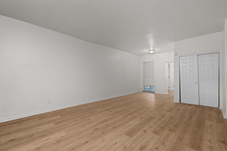 More Photos Of 1936-1956 Benton St, Saint Louis Apartments For Sale