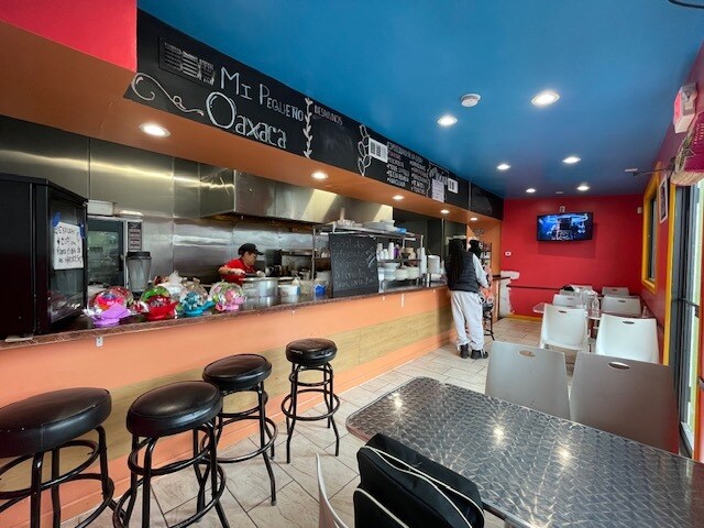 More Photos Of 602 Union Ave, Bridgeport Restaurant For Sale