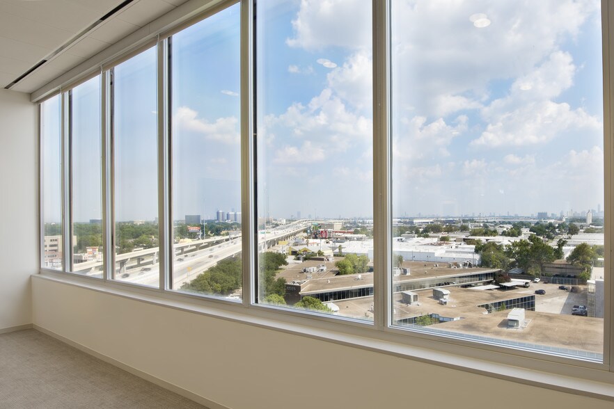 More Photos Of 10777 Northwest Fwy, Houston Office For Lease