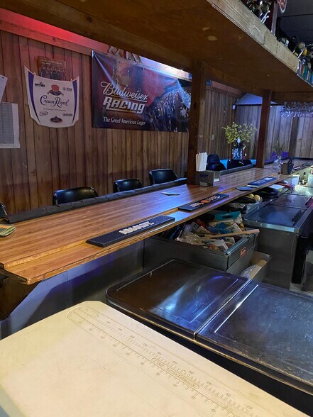 More Photos Of 2805 Fort Argyle Rd, Bloomingdale Bar For Sale