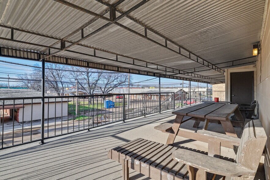 More Photos Of 1728 Pulliam St, San Angelo Apartments For Sale