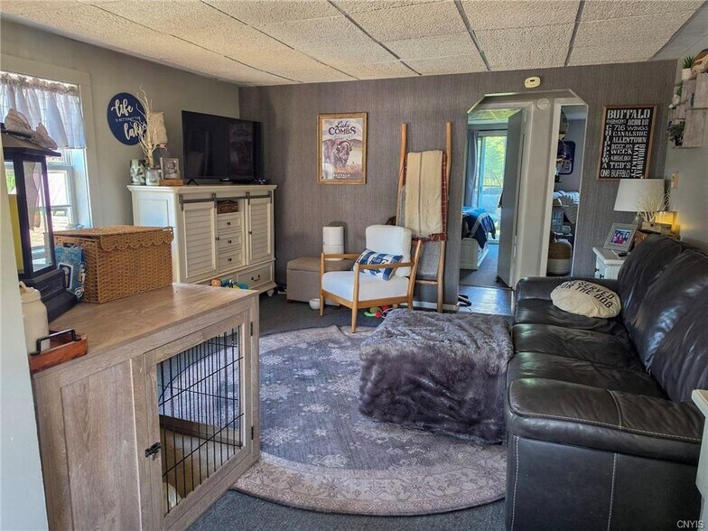 More Photos Of 6266 Lakeshore Rd, Verona Beach Restaurant For Sale