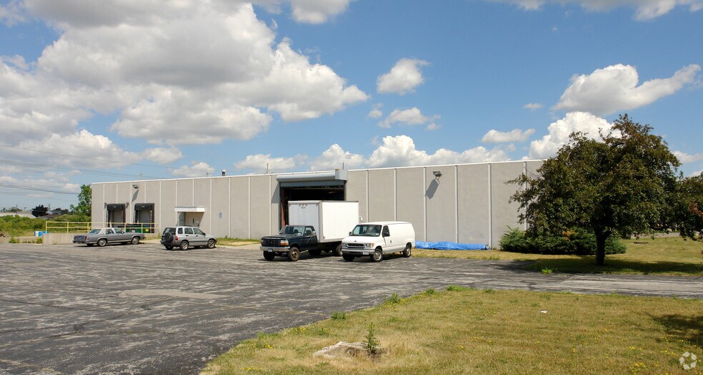 More Photos Of 166 Taylor Dr, Depew Light Manufacturing For Lease