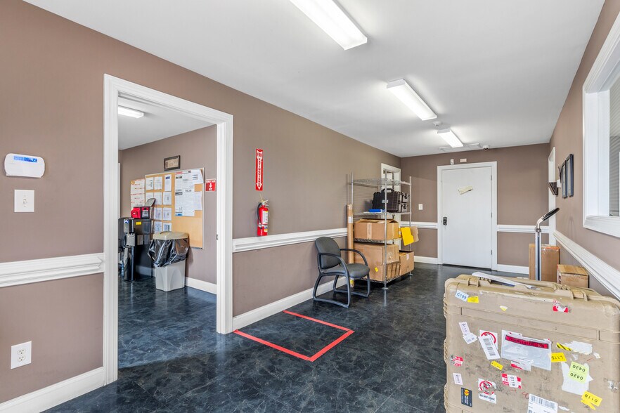 More Photos Of 8203 B & G Ct, Stokesdale Manufacturing For Lease