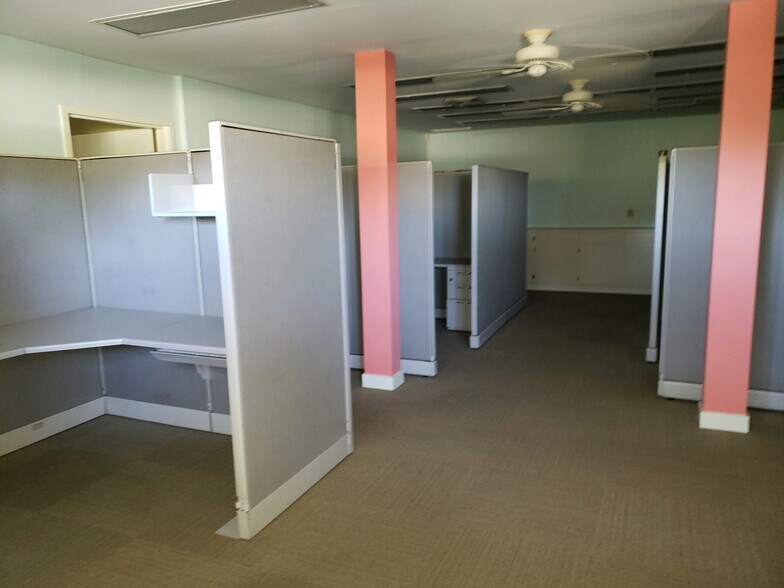 More Photos Of 2900 Warm Springs Rd, Columbus Office For Sale