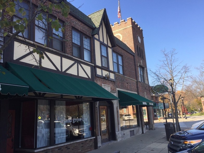 More Photos Of 1036 Sterling Ave, Flossmoor Storefront Retail Residential For Lease