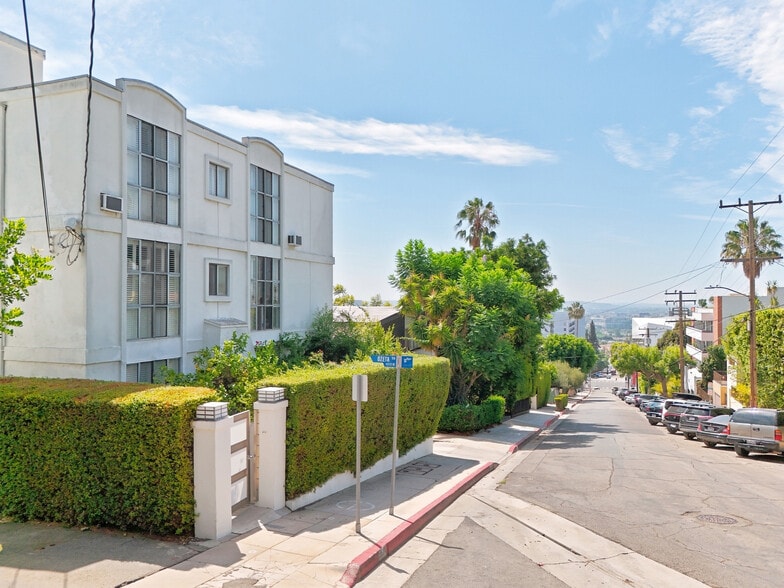 More Photos Of 1214 N Clark St, West Hollywood Apartments For Sale