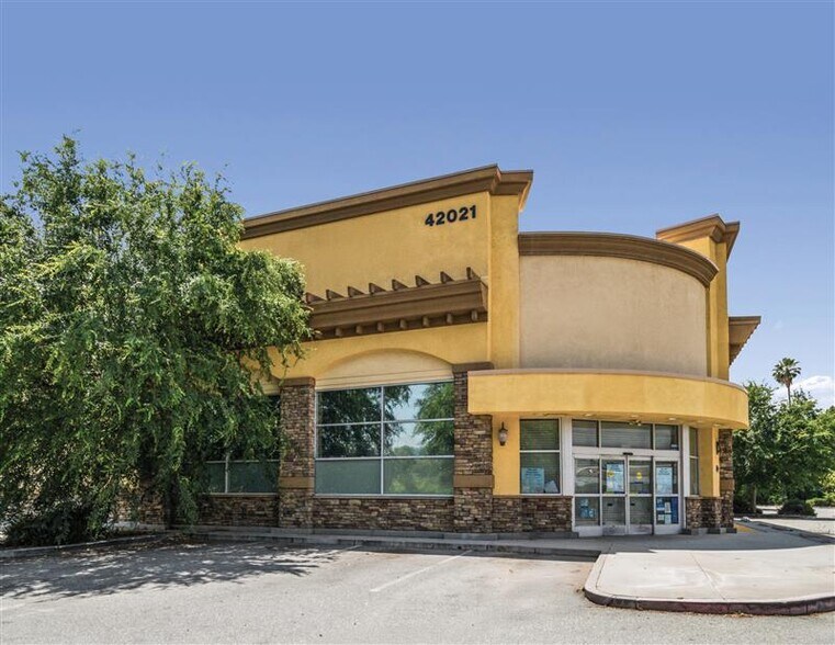 More Photos Of 42021 Florida Ave, Hemet Storefront For Sale