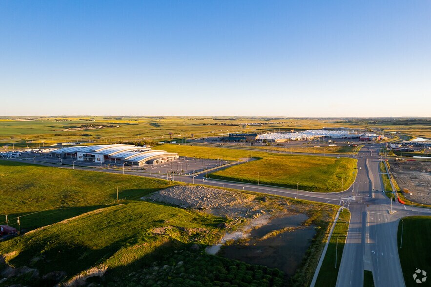 More Photos Of 260130 Writing Creek Cres, Calgary General Retail For Sale