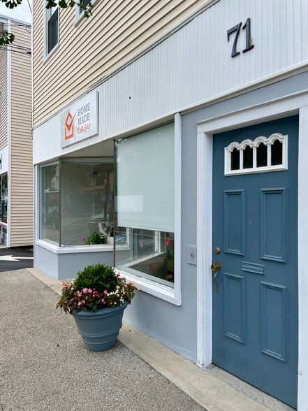 More Photos Of 71 Cedar St, Norwalk Storefront Retail Office For Lease