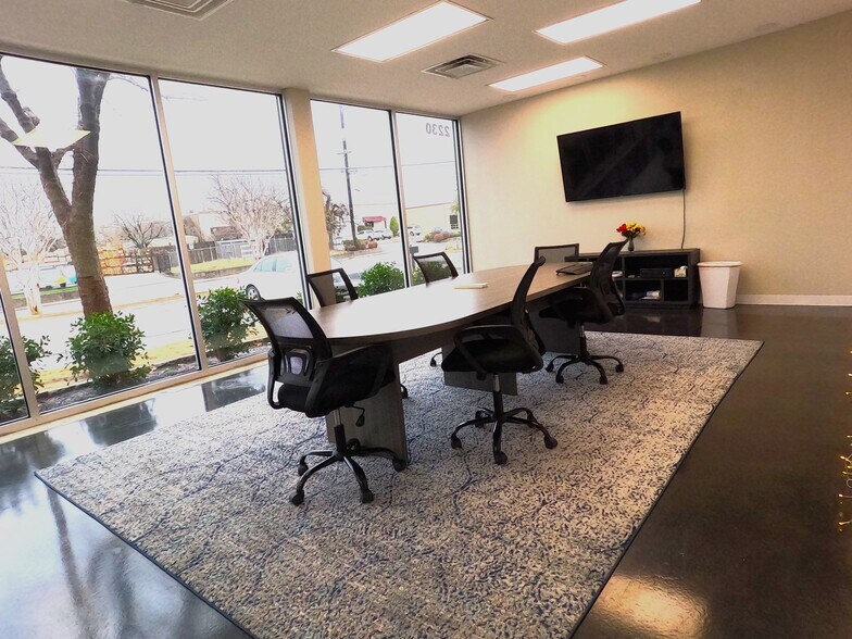 More Photos Of 2230 Joe Field Rd, Dallas Office For Lease