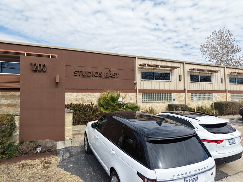 Primary Photo Of 1200 E 3rd St, Austin Loft Creative Space For Lease